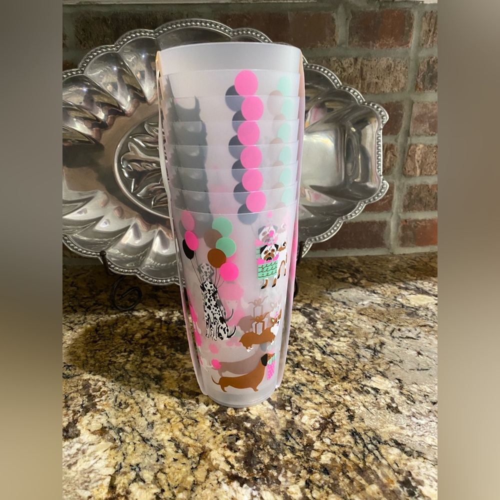 NOVOGRATZ Outdoor Cup Set of 8 - Party Dogs/Pups Brand new
